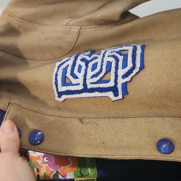 Burton snowboard jacket - Picture 7 of 11